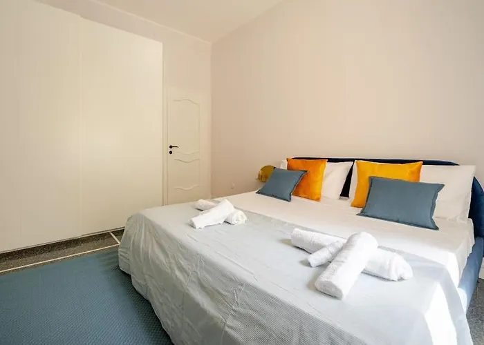 Casa Con 2 Da Letto E Parcheggio A דירה *